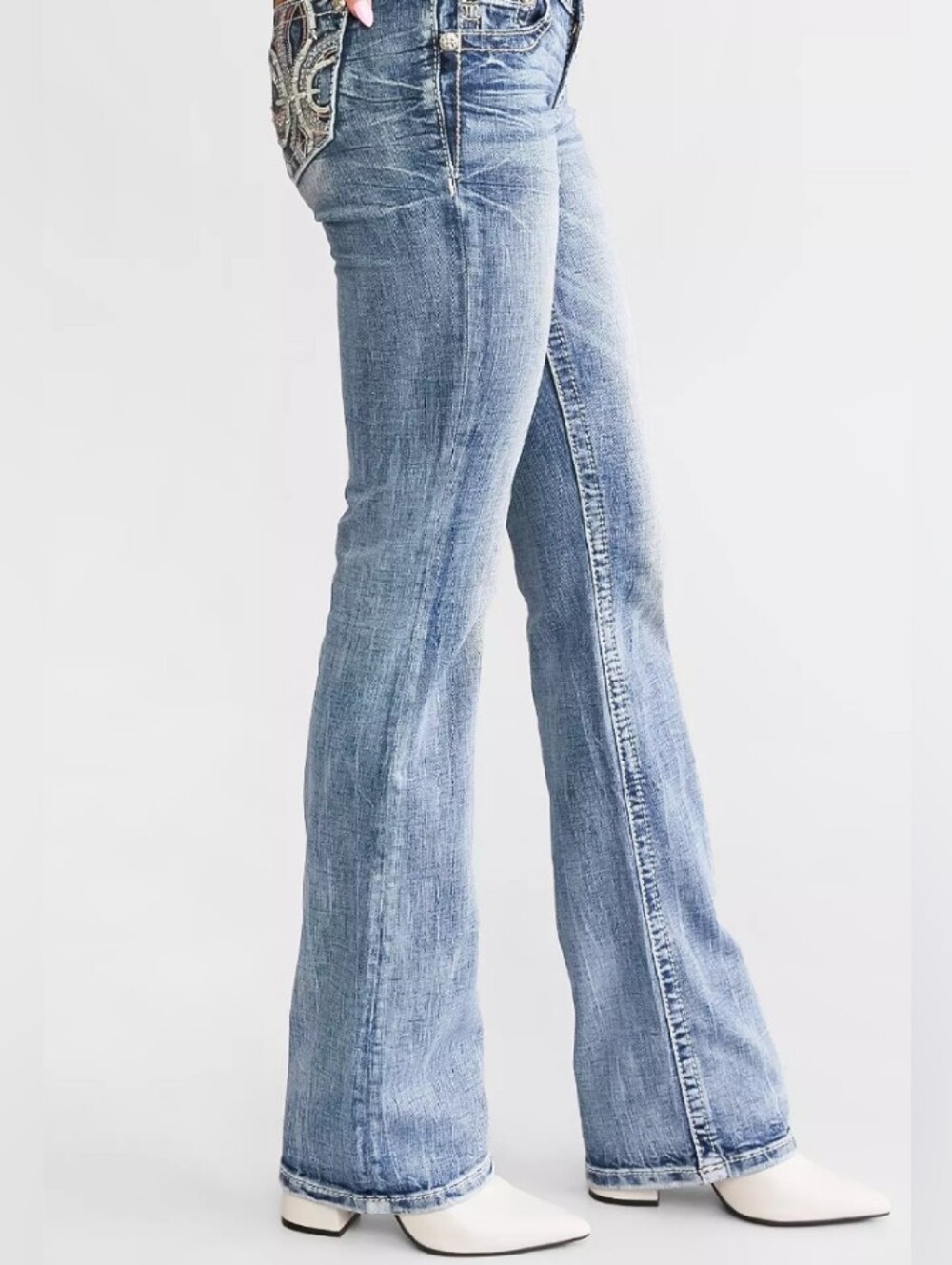 Miss me Curvy Mid Rise Bootcut Stretch Bling Embroidered Denim Jeans Ladies Sz26